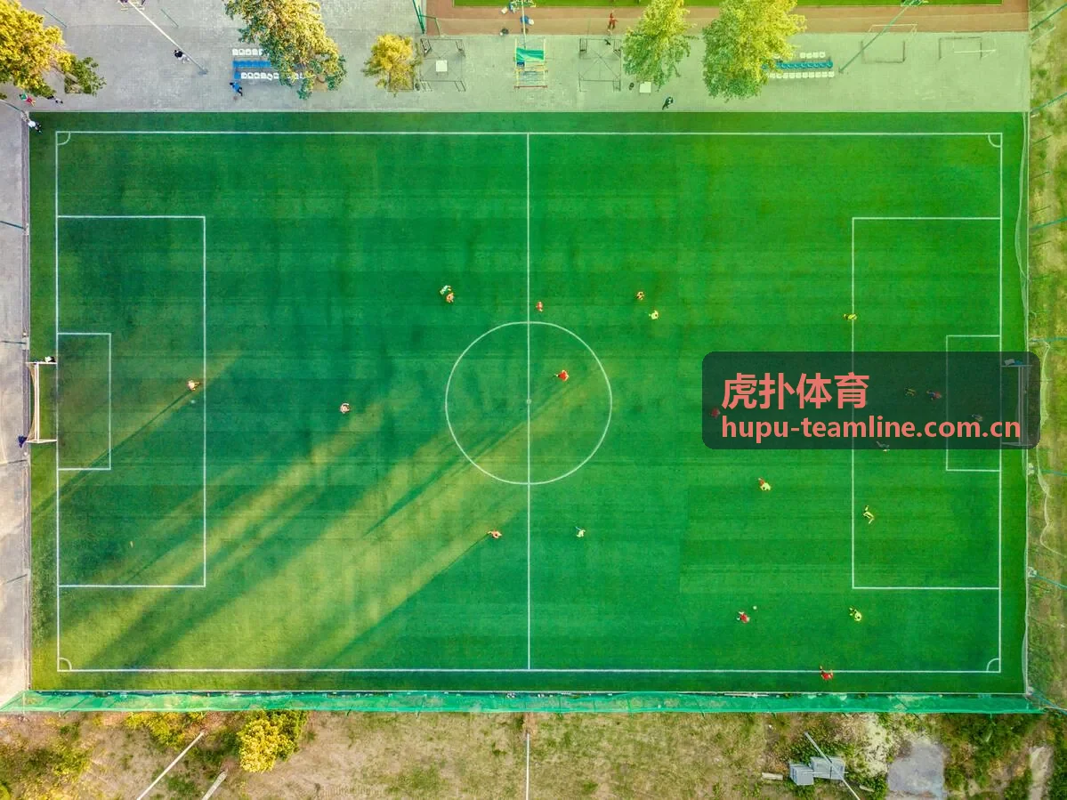 虎扑体育赛事观察中的球场比赛画面